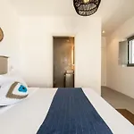 Lenny Villa Lefkes (Paros)